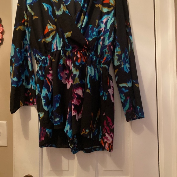 Women’s Evening Romper - Picture 3 of 6